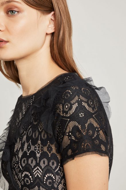 Чорна мереживна максі-сукня