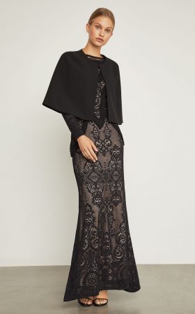 Мінімалістичний чорний кейп