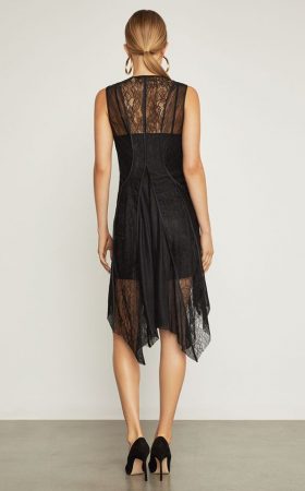 Асиметрична чорна мереживна сукня
