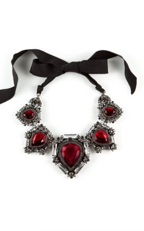 Намисто з бордових кристалів