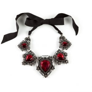 Намисто з бордових кристалів