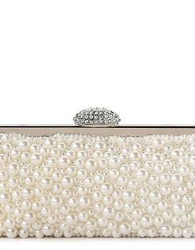 Клатч з перлинами