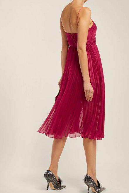 Кармінова сукня зі спідницею плісе