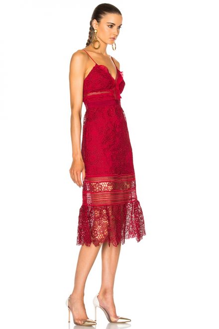 Мереживна сукня-міді винного відтінку