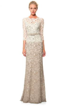 Мереживна сукня з рукавом в 3/4