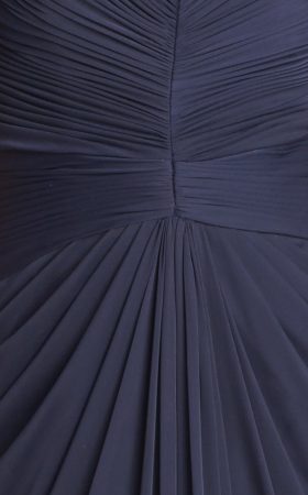 Мереживна драпірована сукня