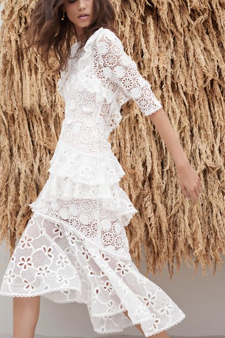 Біла мереживна сукня Mikaela
