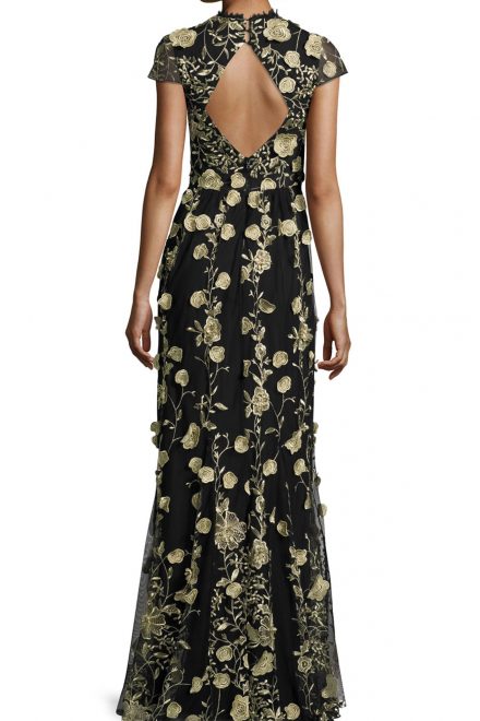 Сукня з квітковою аплікацією і вишивкою