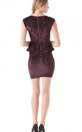 Оксамитова сукня з баскою