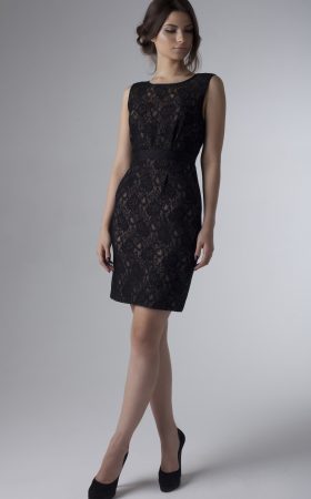 Коктейльна мереживна сукня-футляр