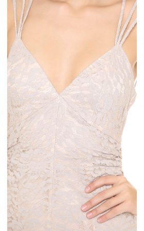 Нюдова мереживна сукня