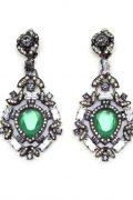 Сережки з смарагдовими кристалами