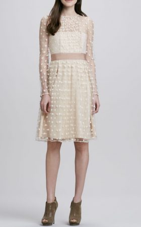 Сукня кольору айворі в горох