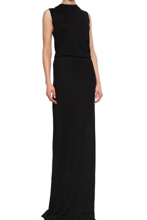 Сукня з вирізом на спині