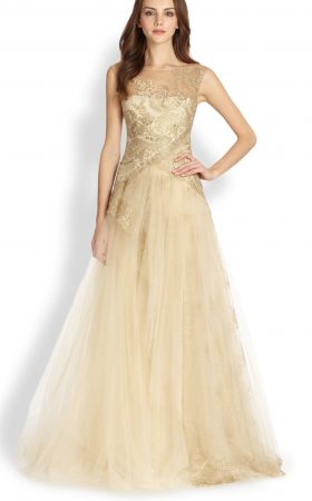 Золотава бальна сукня з тюлю