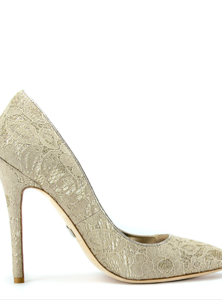Золотисті мереживні туфлі