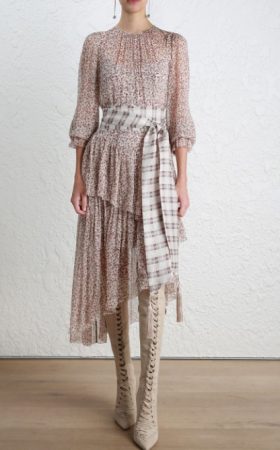 Асиметрична шовкова сукня з дрібним квітковим принтом