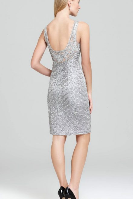 Срібляста коктейльна сукня