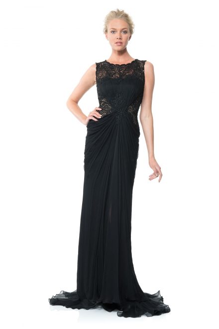 Чорна мереживна сукня з хвостом