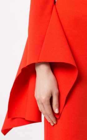 Лаконічна сукня Laroche з акцентними рукавами