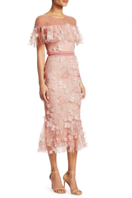 Ніжна коктейльна сукня з вишивкою та аплікацією