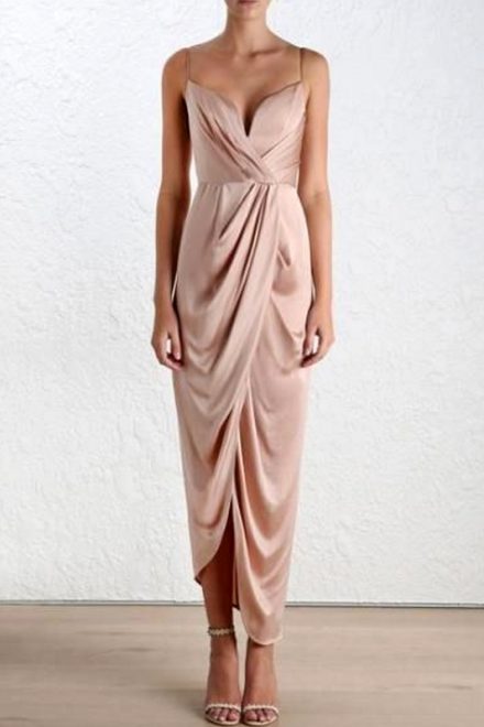 Асиметрична сукня-міді кольору золотистої півонії