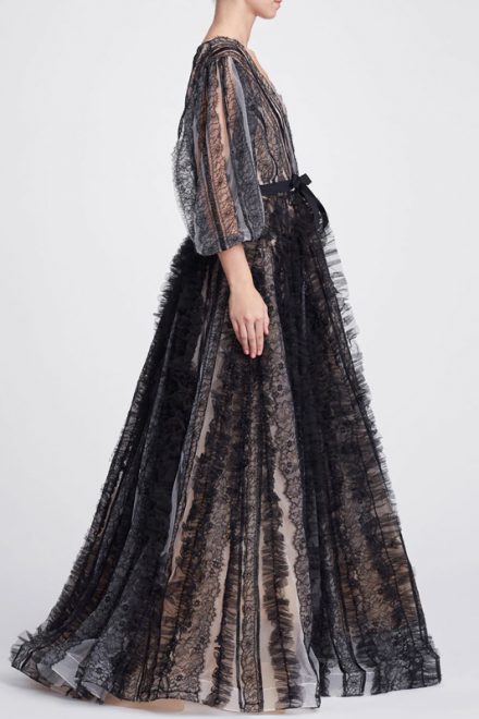 Бальна сукня з шовкового мережива