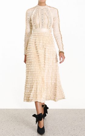 Подіумна сукня Espionage в пудровому відтінку