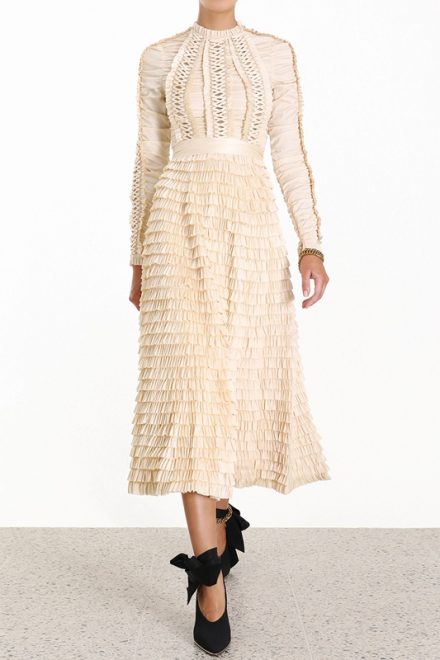 Подіумна сукня Espionage в пудровому відтінку