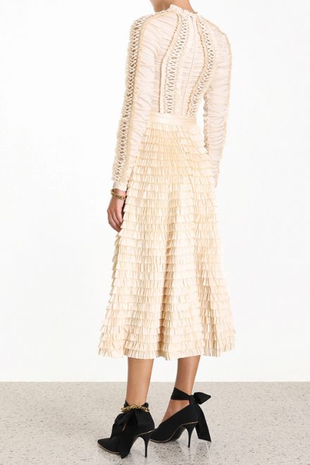 Подіумна сукня Espionage в пудровому відтінку