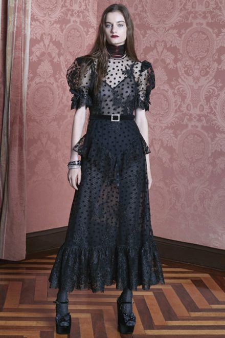 Чорна напівпрозора сукня з флок-напиленням polka dot