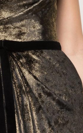 Драпірована сукня кольору червоного золота