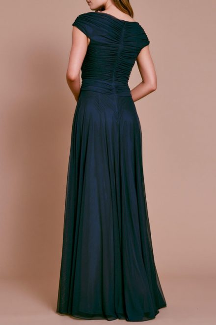 Сукня з асиметричною драпіровкою на топі