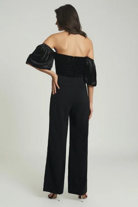 Чорний комбінезон Julianna з оксамитовим топом