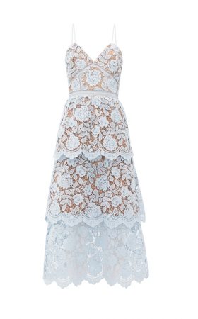 Ніжно-блакитна мереживна сукня