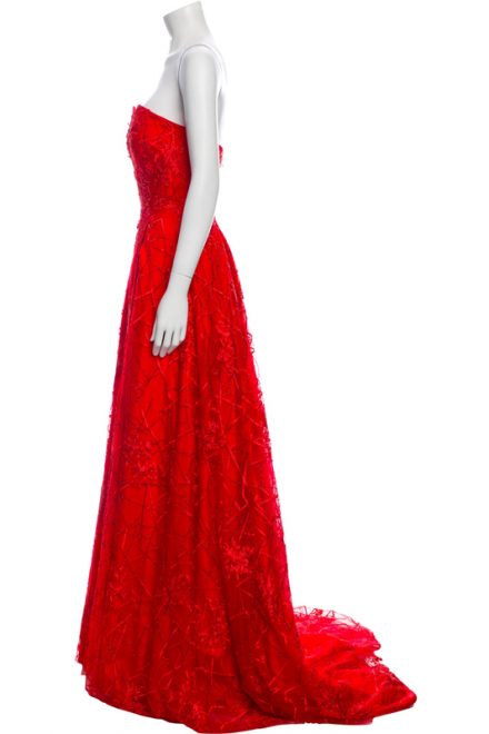 Вечірня сукня, декорована стразами