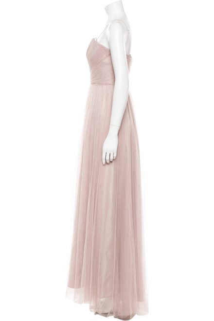 Пастельно-рожева сукня із драпіруванням