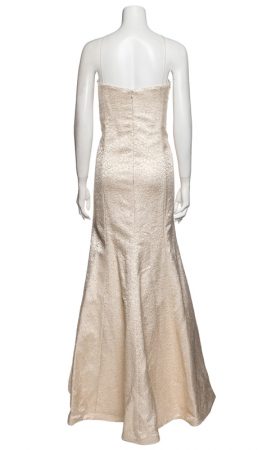 Вечірня сукня з вишивкою паєтками по топу