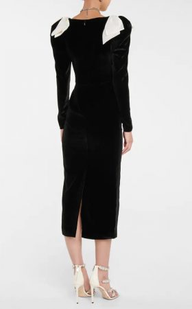 Оксамитова сукня із контрастними бантами