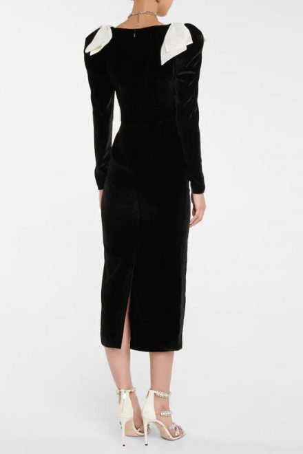 Оксамитова сукня із контрастними бантами