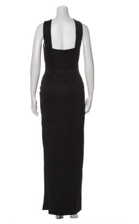 Чорна приталена максі-сукня