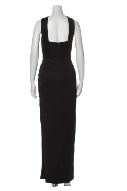 Чорна приталена максі-сукня