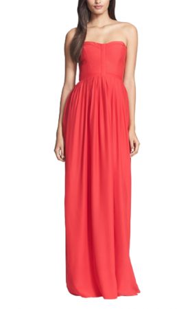 Коралова шовкова сукня з відкритими плечима