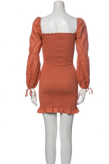 Лляна мінісукня з вирізом каре