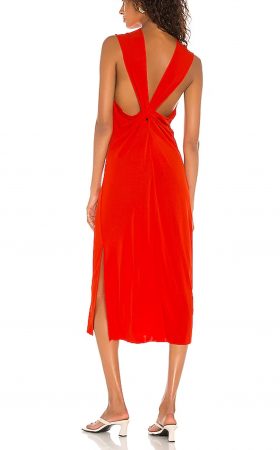 Помаранчева сукня міді