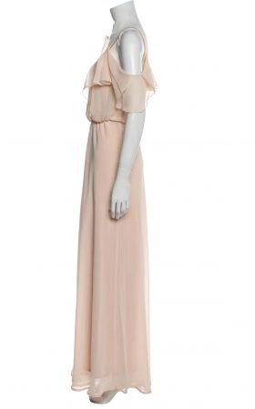 Романтична шовкова сукня з відкритими плечима