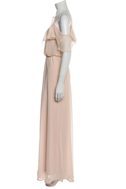 Романтична шовкова сукня з відкритими плечима