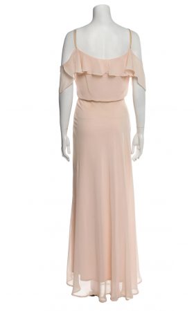 Романтична шовкова сукня з відкритими плечима