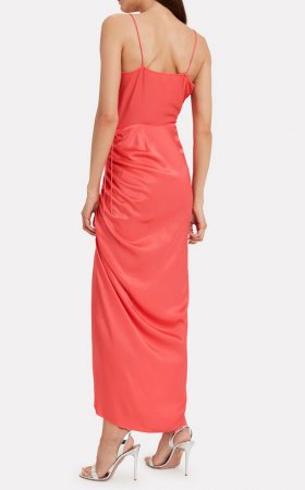 Коралова сукня у білизняному стилі
