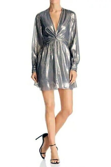Срібляста мінісукня із довгим рукавом